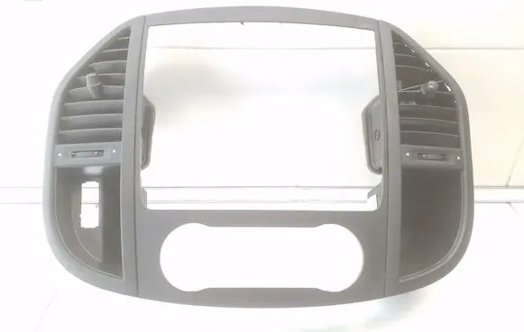 Mercedes-Benz V Class W447 Radio/GPS head unit trim A4476890647