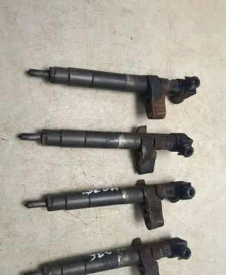Mercedes-Benz Sprinter W906 Fuel injectors set A6510700587
