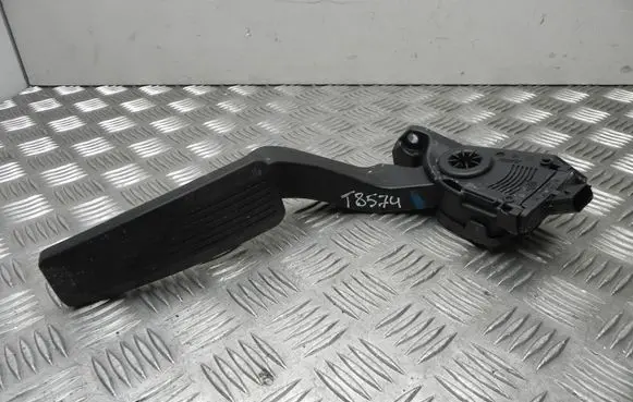 Maserati Ghibli Accelerator throttle pedal 6PV93396608 T8574