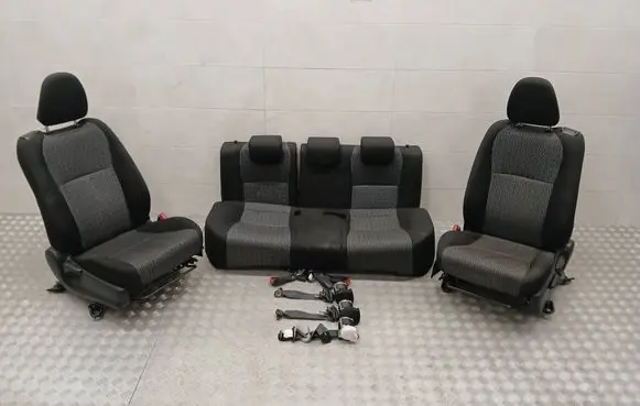 Toyota Yaris Seat set 