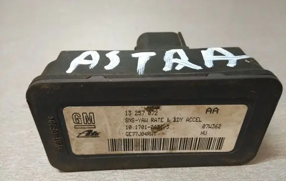Opel Zafira B ESP acceleration yaw rate sensor 13257072 10170106313