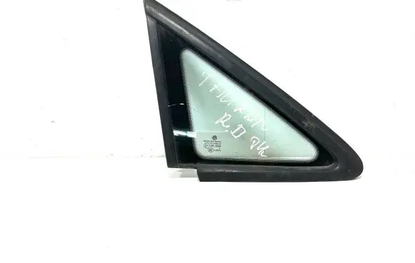 Volkswagen Touran I Front triangle window/glass DOT24M68AS2 43R00048