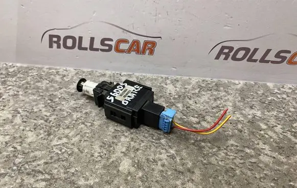 Volvo S60 Brake pedal sensor switch 8622064