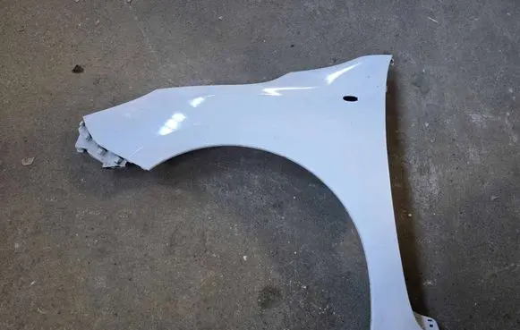 Renault Kangoo II Fender 