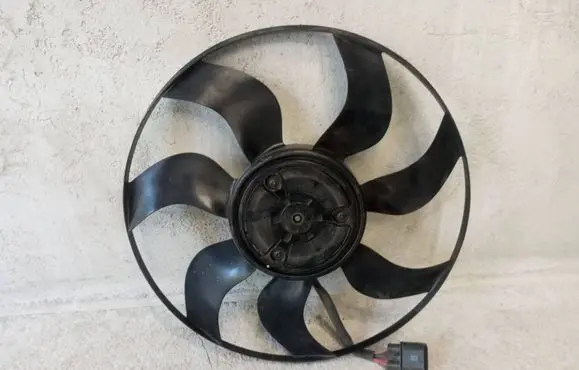 Electric radiator cooling fan