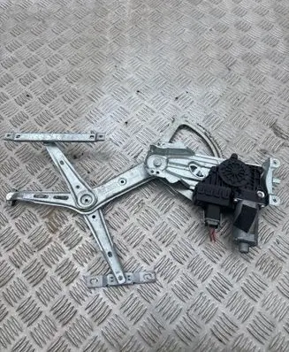 Opel Astra H Front door window regulator with motor 13100417