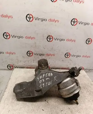 Volkswagen PASSAT B5.5 Engine mounting bracket 8E0199351