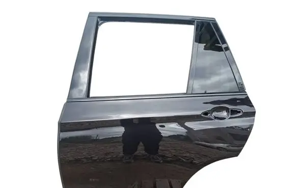 BMW X5 F15 Rear door