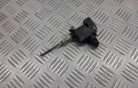 Seat Leon (1M) Tailgate boot lock/latch motor 1M6862159
