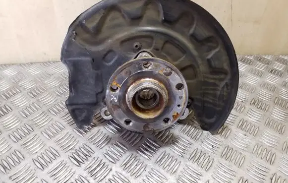 Audi A3 S3 8V Front wheel hub 5Q0401258A