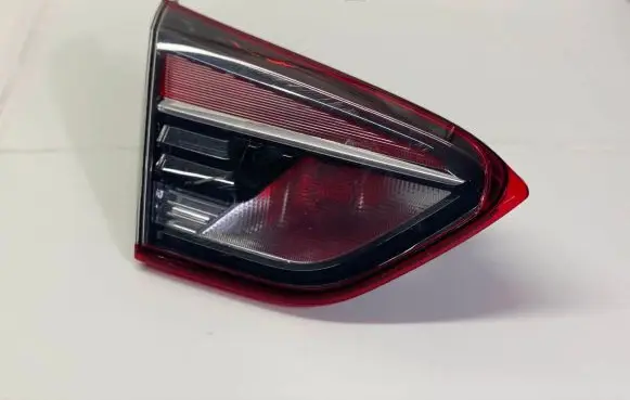 Opel Crossland X Tailgate rear/tail lights 39137527