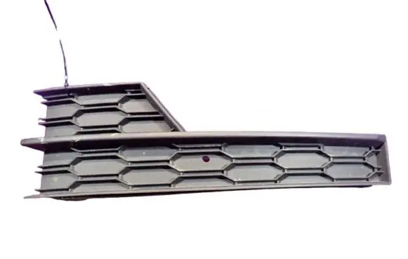 Skoda Octavia Mk3 (5E) Front bumper lower grill