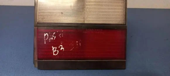 Volkswagen PASSAT B3 Rear/tail lights 333945108