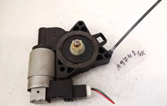 Mazda 6 Rear door window regulator motor gj6a5858x cm011050