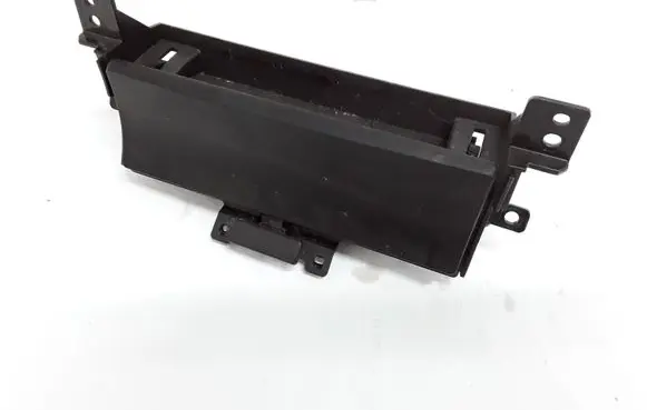Suzuki Grand Vitara II Dashboard storage box/compartment NF11V7X0