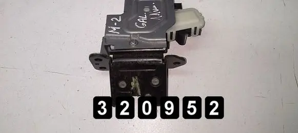Mazda 2 Front door lock C6728