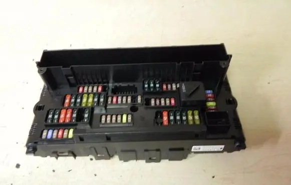 BMW 3 F30 F35 F31 Fuse box set 9252815 K485
