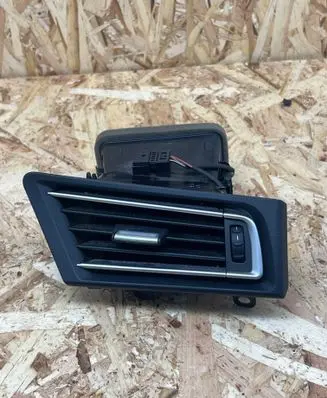 Dashboard side air vent grill/cover trim