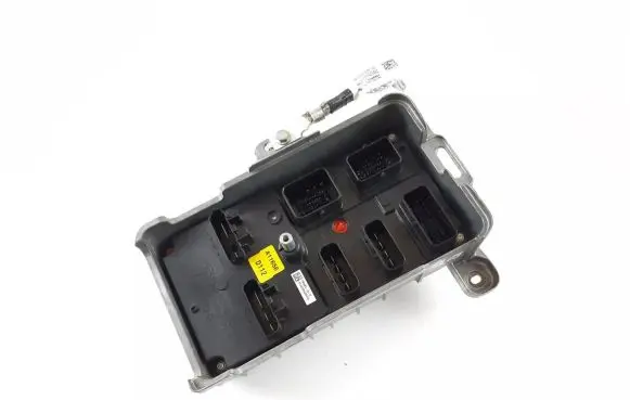 Tesla Model X Comfort/convenience module 1585663-20-D 158566320D 1588948-00-A
