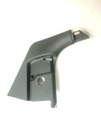 Foot area side trim