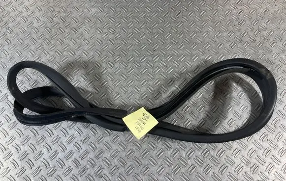 Mercedes-Benz ML W164 Front door rubber seal 
