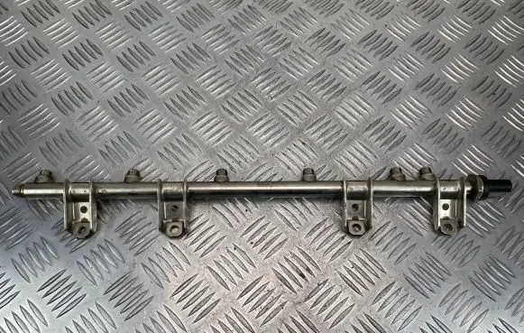 BMW 5 GT F07 Fuel main line pipe 7576779