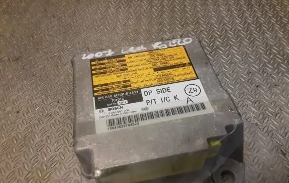 Lexus IS 220D-250-350 Airbag control unit/module 8917053110