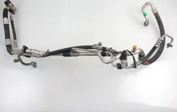 Hyundai Sonata Air conditioning (A/C) pipe/hose 