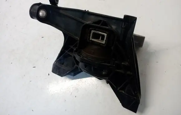 Peugeot 3008 II Engine mount vacuum valve 9820297580