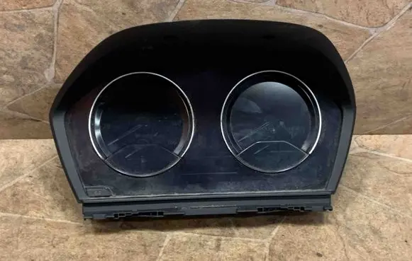 BMW 2 F46 Speedometer (instrument cluster) 8713064