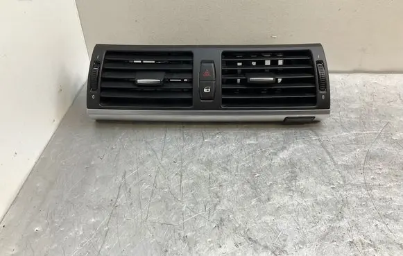 BMW X5 E70 Dash center air vent grill 9220101 14482110