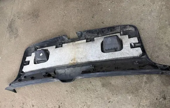 Volkswagen Golf IV Tailgate trim 1J6867601