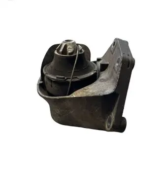 Volvo XC90 Engine mount bracket 86839368634894