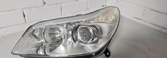 Citroen C5 Headlight/headlamp 89901090