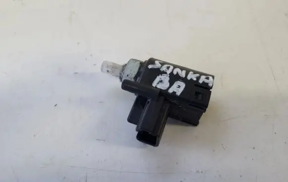 Clutch pedal sensor