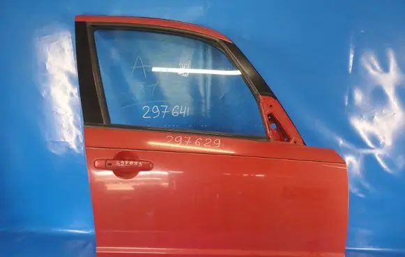 Suzuki SX4 Front door 6800180820