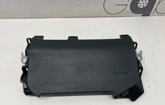 Toyota RAV 4 (XA50) Knee airbag TG17D02001