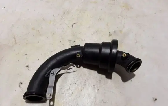 Mercedes-Benz GLA W156 Air intake hose/pipe A6511400387