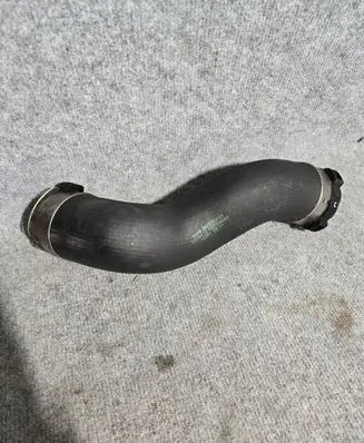 BMW 5 F10 F11 Intercooler hose/pipe 8516509 11279412