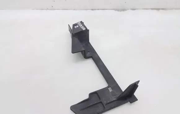 Nissan Murano Z50 Radiator mount bracket