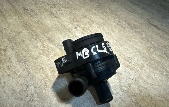 Mercedes-Benz CLS C219 Electric auxiliary coolant/water pump A2118350028