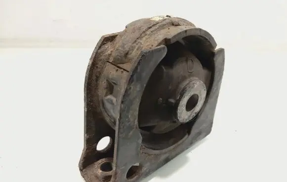 Engine mount bracket