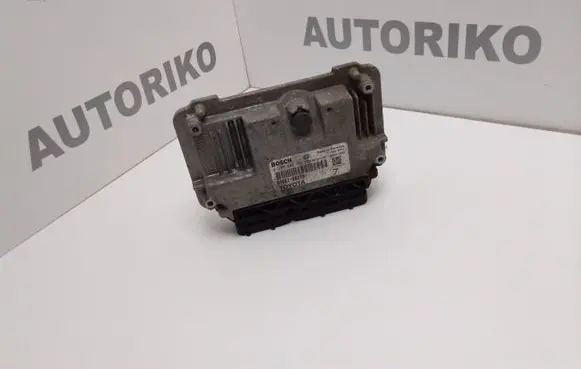 Toyota Yaris Engine control unit/module 8966052D40 4077090241