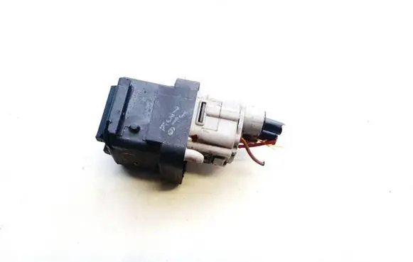 Toyota Avensis T250 Glow plug pre-heat relay 2861067010 28610-67010