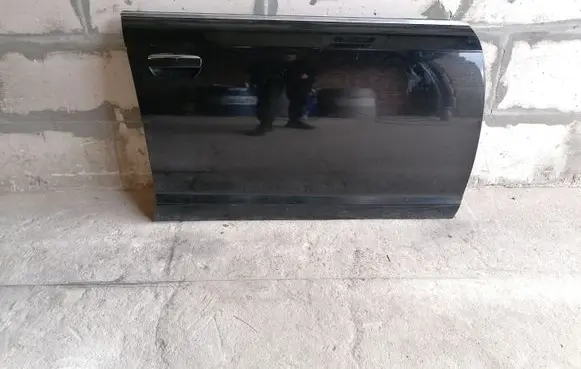 Audi A6 S6 C6 4F Front door