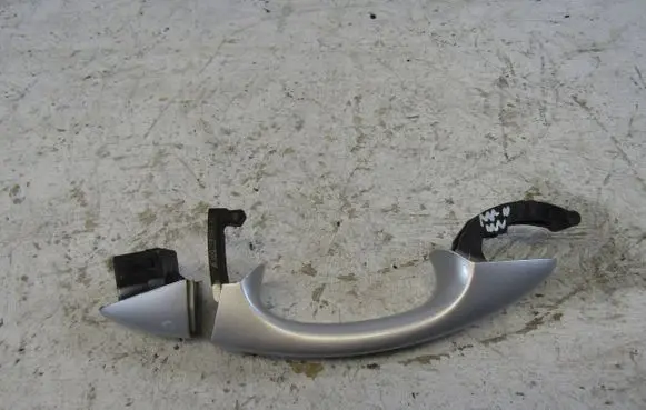 Volkswagen Golf VII Rear door handle trim 5G0837205N