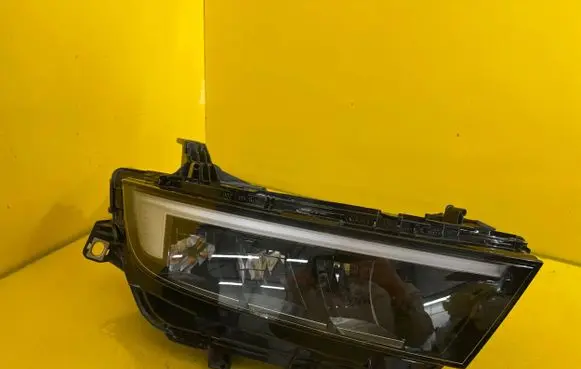 Opel Mokka B Headlight/headlamp 9834016880