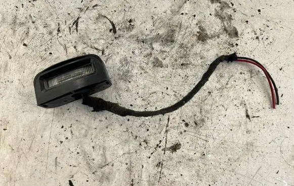 Nissan Navara D22 Number plate light