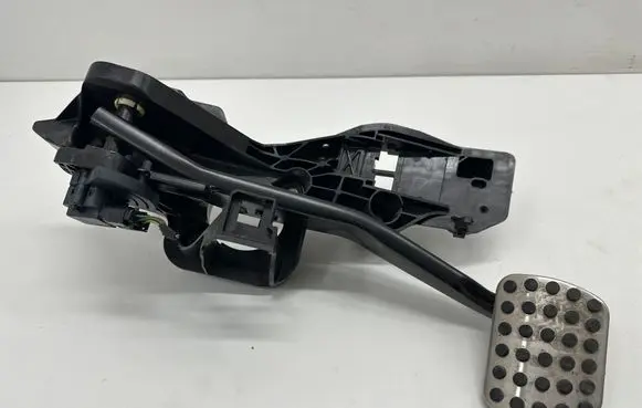 Mercedes-Benz EQA Brake pedal A1772900500 A1779050600