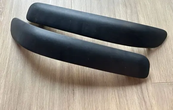 Toyota Yaris Rear bumper trim bar molding 527530D010 527520D010